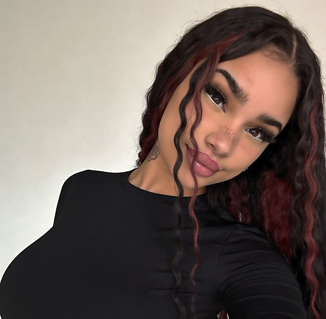 Best 30 Anime OnlyFans in 2026 (Hot Anime OnlyFans Accounts)