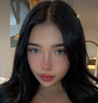 Best 30 18 Year Old OnlyFans in 2026 (Hot 18 Year Old OnlyFans Accounts)