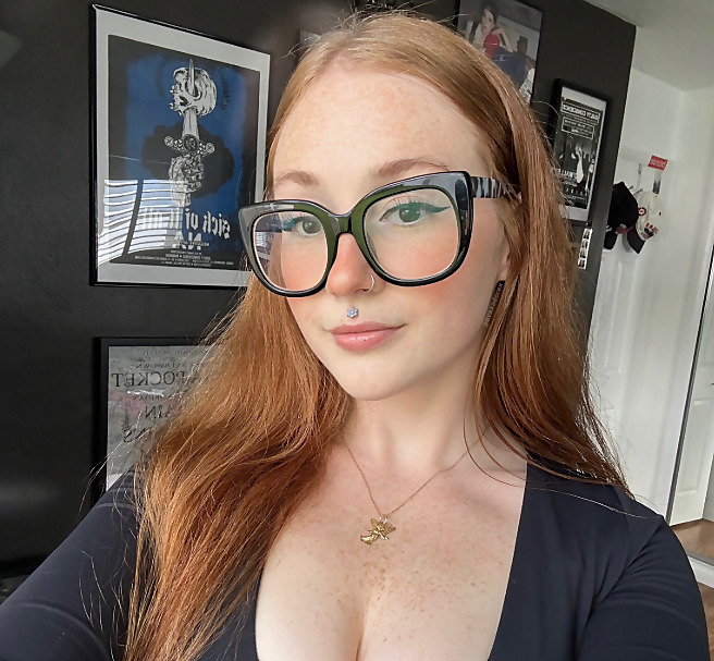 Best 30 Redhead OnlyFans in 2026 (Hot Redhead OnlyFans Accounts)